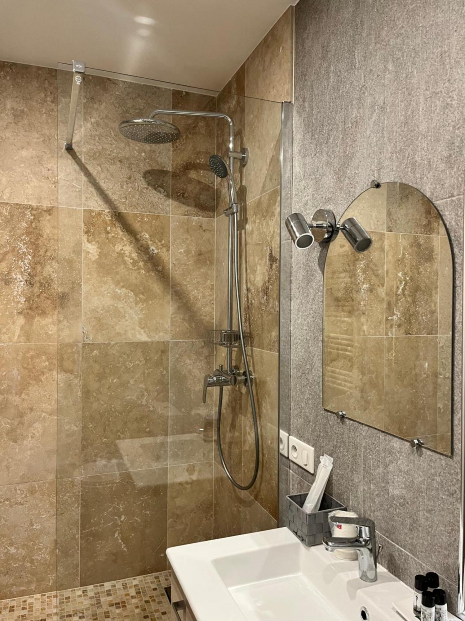Irin Hotel Антиб Экстерьер фото